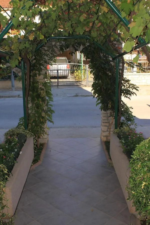 Studio Fazana 7234A Guest House