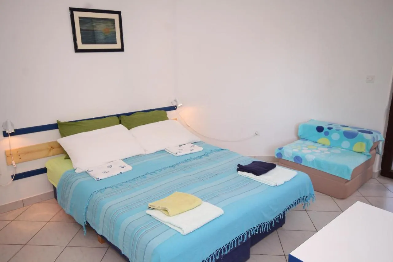 Studio Fazana 7234A Guest House